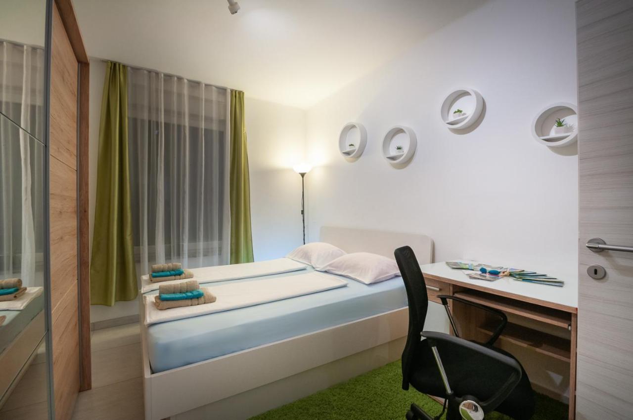 Apartment Matea โคบาริด ภายนอก รูปภาพ